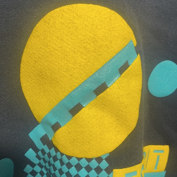 Vintage 1990's  "E Spirit" Sweatshirt In Excellent Used Condition!   EUC - Picture 4 of 7